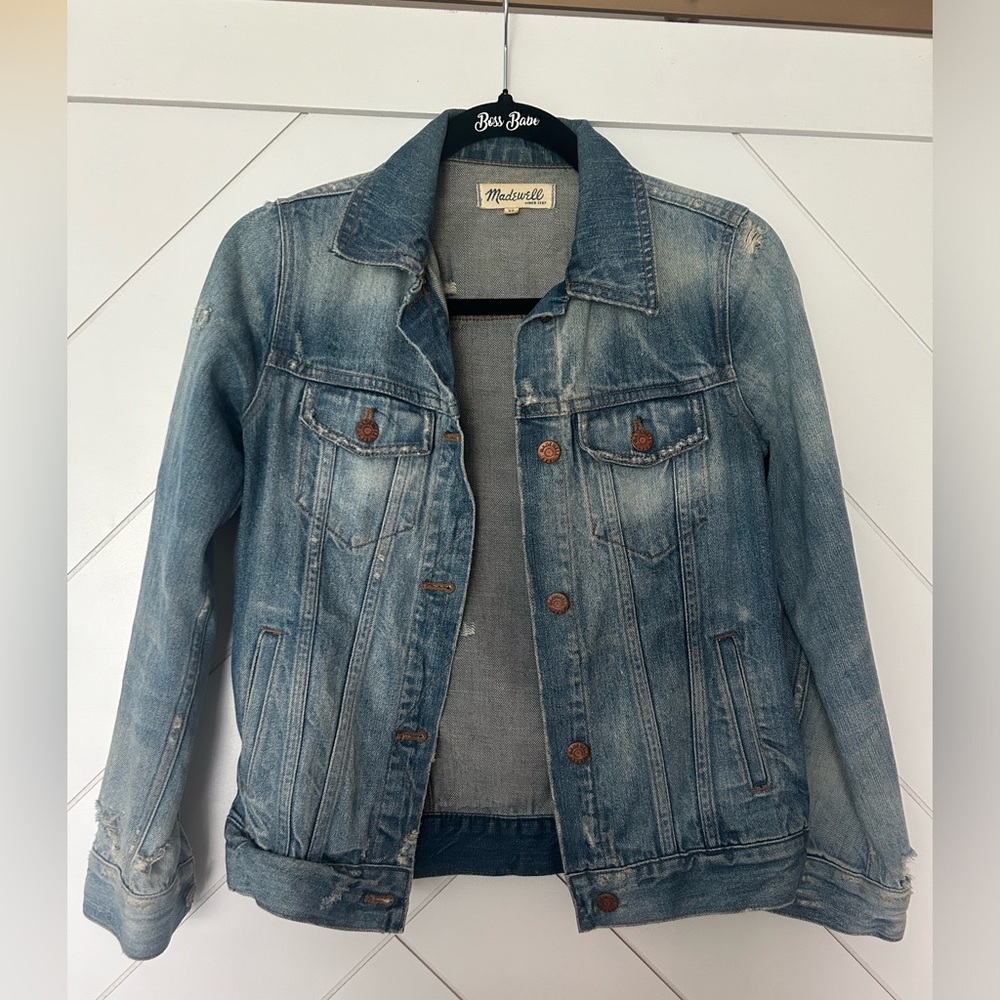 Madewell Distressed Jean Jacket - XS